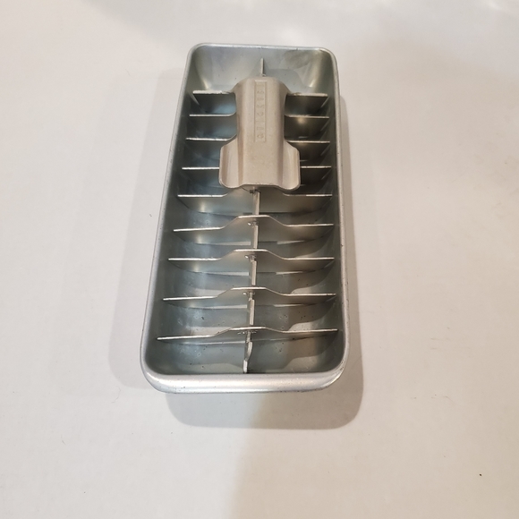 Vintage Quickube Metal ice try aluminum cube tray - Picture 5 of 9
